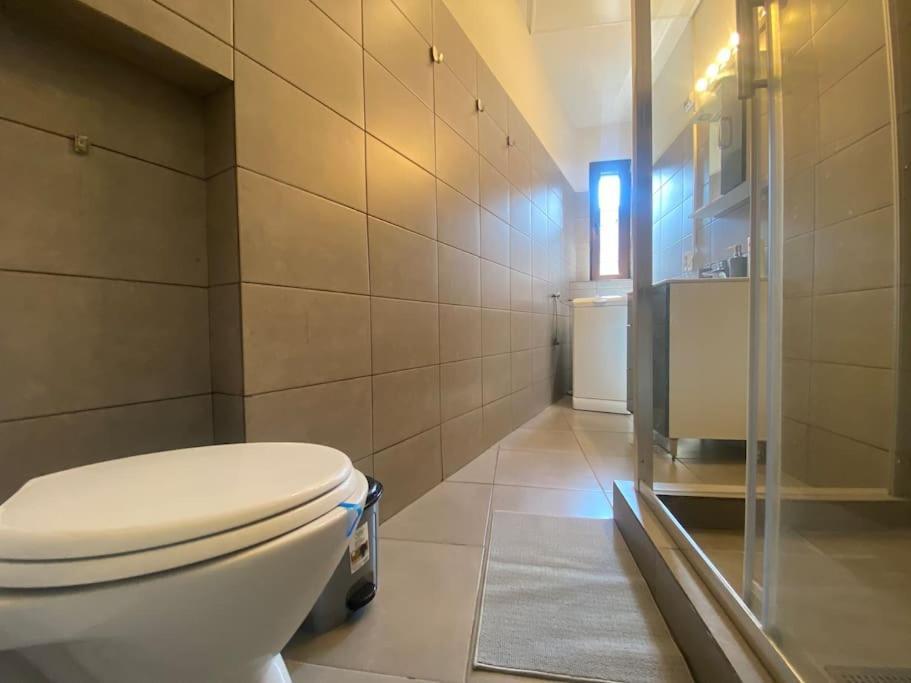 2 Bedroom Apartment With Terrace In City Center Бухарест Экстерьер фото